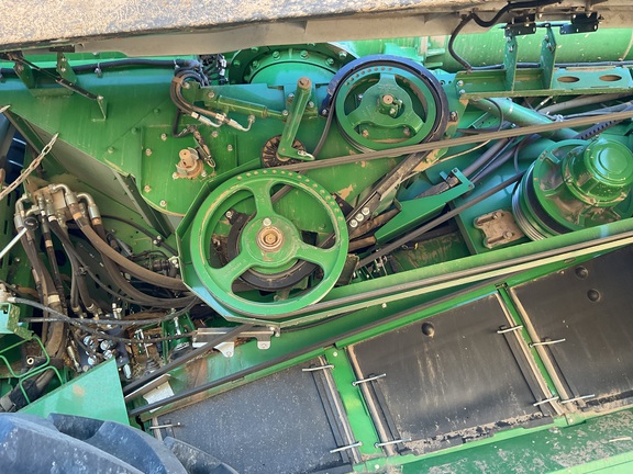 2025 John Deere X9 1100 Combine