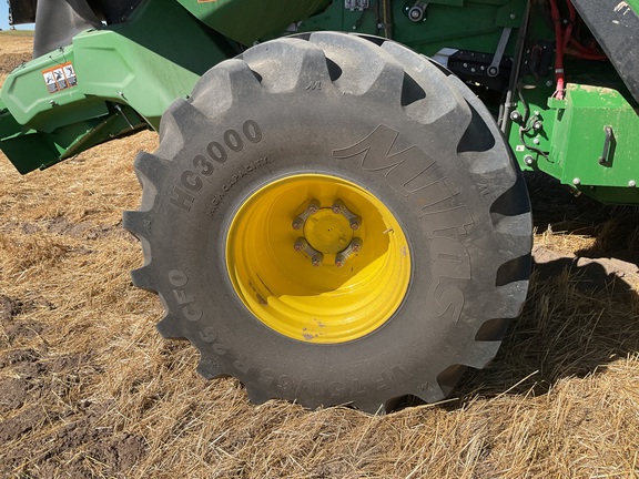 2025 John Deere X9 1100 Combine