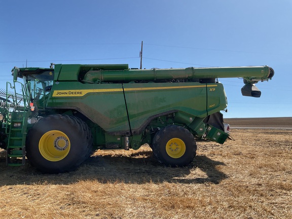 2025 John Deere X9 1100 Combine
