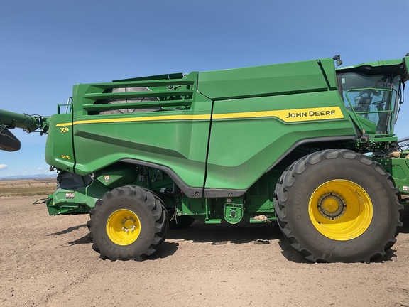 2025 John Deere X9 1100 Combine