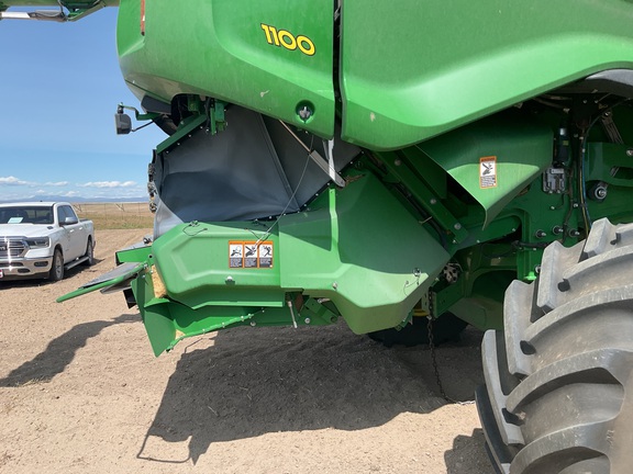 2025 John Deere X9 1100 Combine