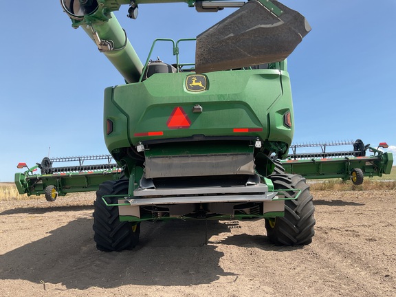 2025 John Deere X9 1100 Combine