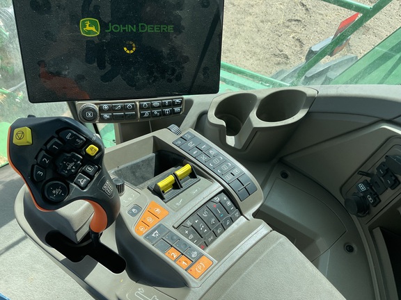 2025 John Deere X9 1100 Combine