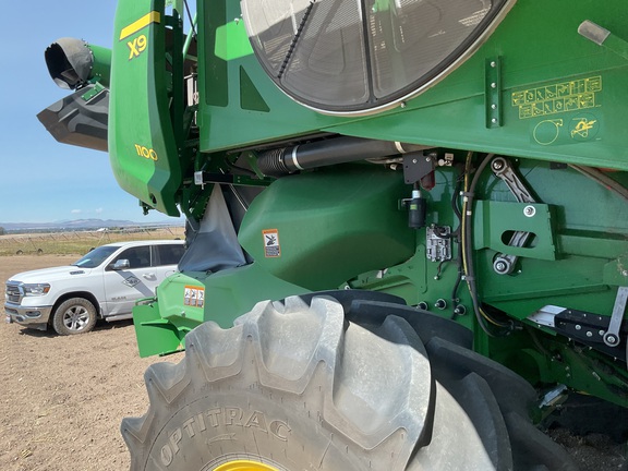 2025 John Deere X9 1100 Combine