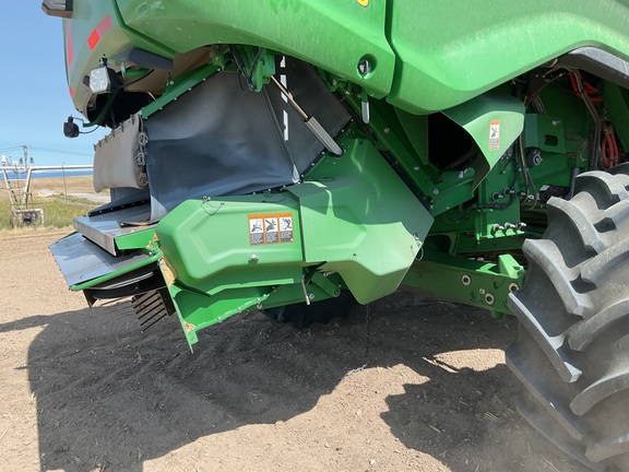 2025 John Deere X9 1100 Combine