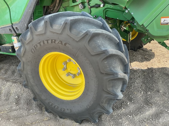 2025 John Deere X9 1100 Combine