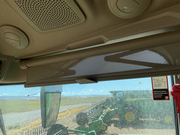 2025 John Deere X9 1100 Combine