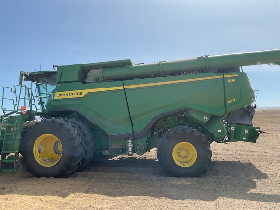 2025 John Deere X9 1100 Combine