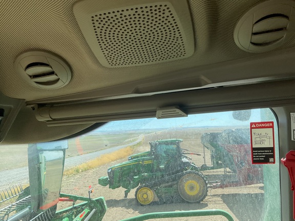 2025 John Deere X9 1100 Combine