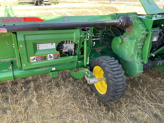 2025 John Deere HDR 50 Header Combine