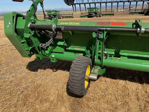 2025 John Deere HDR 50 Header Combine