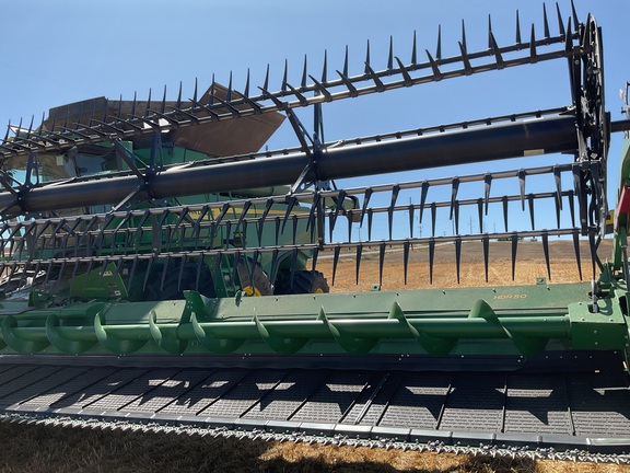 2025 John Deere HDR 50 Header Combine