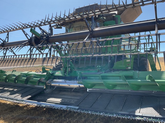 2025 John Deere HDR 50 Header Combine