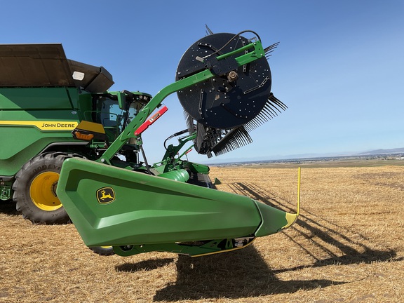 2025 John Deere HDR 50 Header Combine