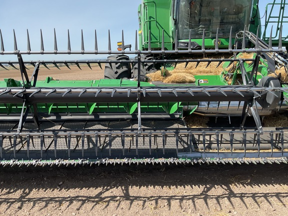 2025 John Deere HDR 50 Header Combine