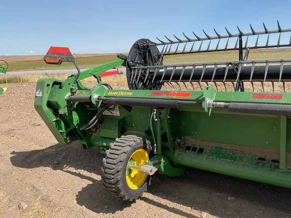 2025 John Deere HDR 50 Header Combine