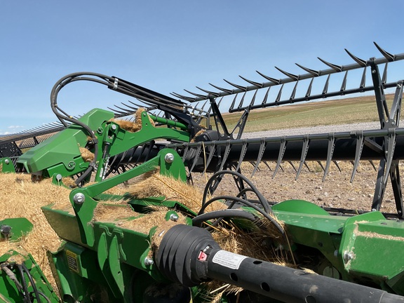 2025 John Deere HDR 50 Header Combine