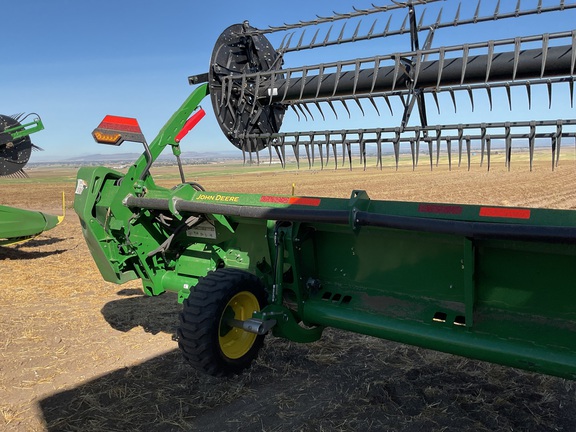 2025 John Deere HDR 50 Header Combine