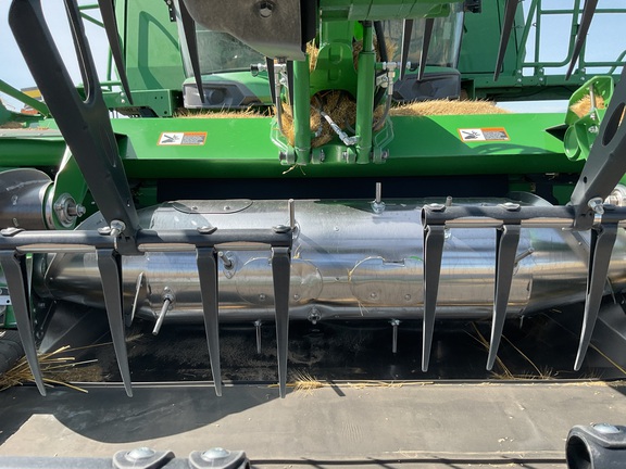 2025 John Deere HDR 50 Header Combine