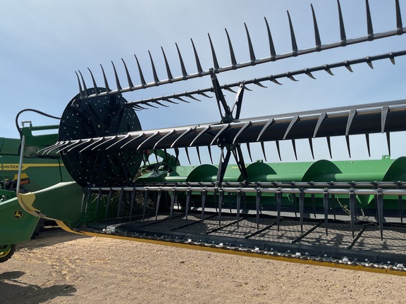 2025 John Deere HDR 50 Header Combine
