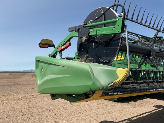 2025 John Deere HDR 50 Header Combine
