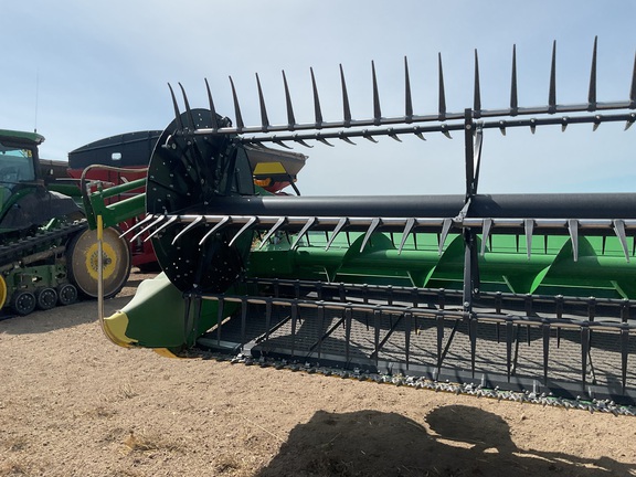 2025 John Deere HDR 50 Header Combine