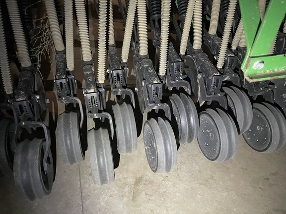 1997 John Deere 455 Drill