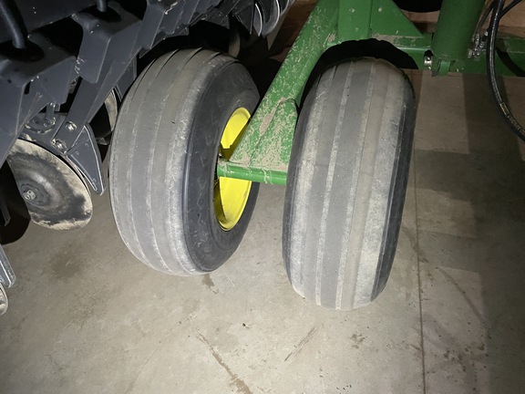 1997 John Deere 455 Drill