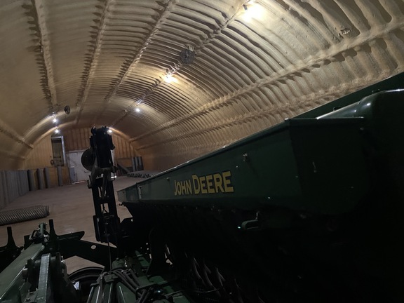 1997 John Deere 455 Drill