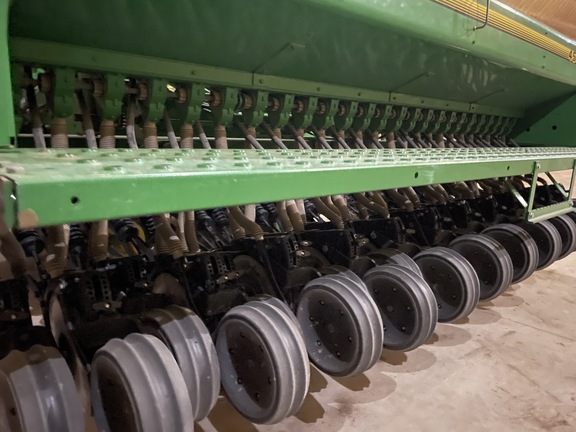 1997 John Deere 455 Drill