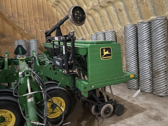 1997 John Deere 455 Drill
