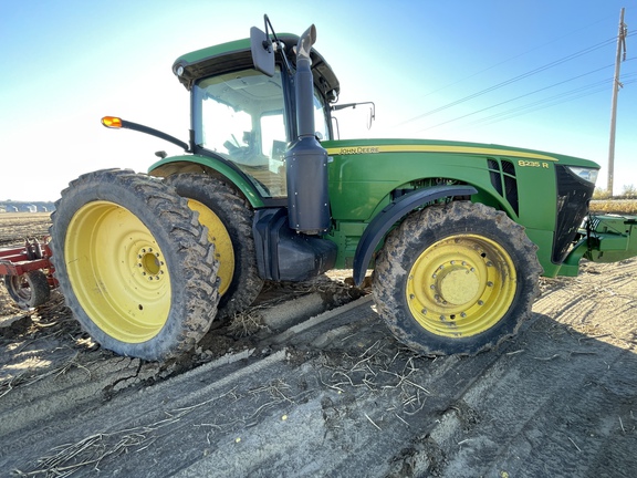 2013 John Deere 8235R Tractor