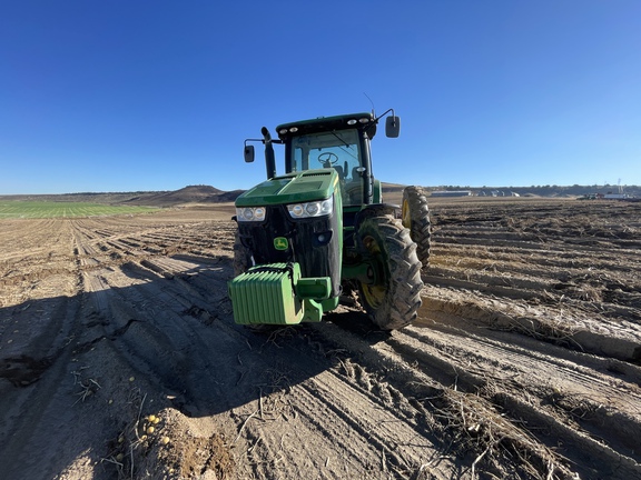 2013 John Deere 8235R Tractor