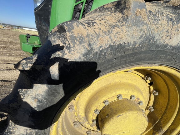 2013 John Deere 8235R Tractor