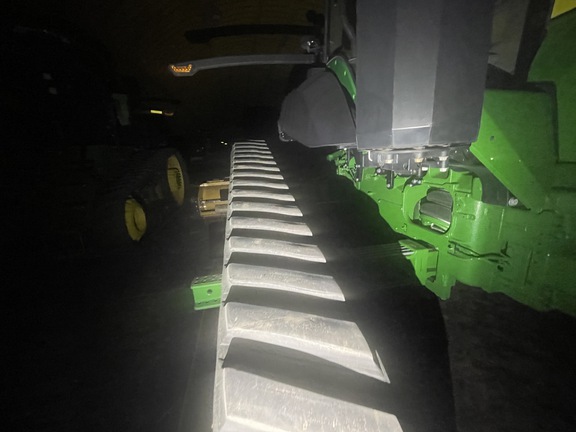 2021 John Deere 8RT 370 Tractor Rubber Track