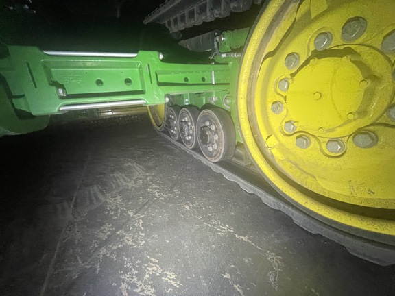 2021 John Deere 8RT 370 Tractor Rubber Track