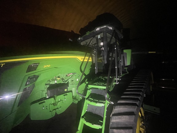 2021 John Deere 8RT 370 Tractor Rubber Track