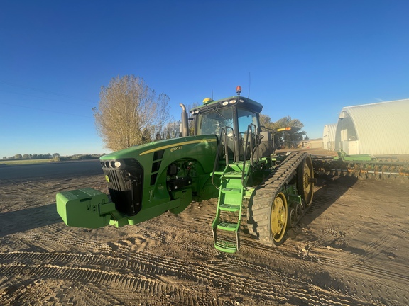 2010 John Deere 8320RT Tractor Rubber Track