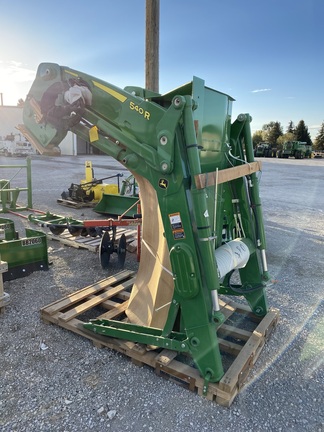 2022 John Deere 540R Loader