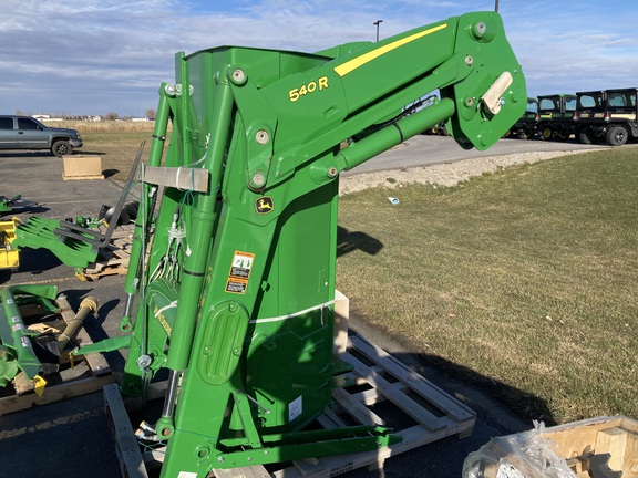 2022 John Deere 540R Loader