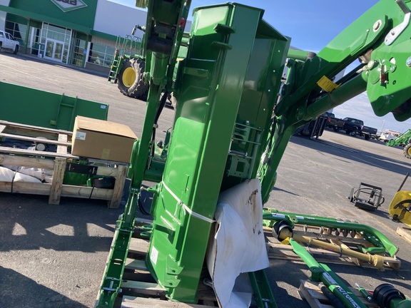 2022 John Deere 540R Loader