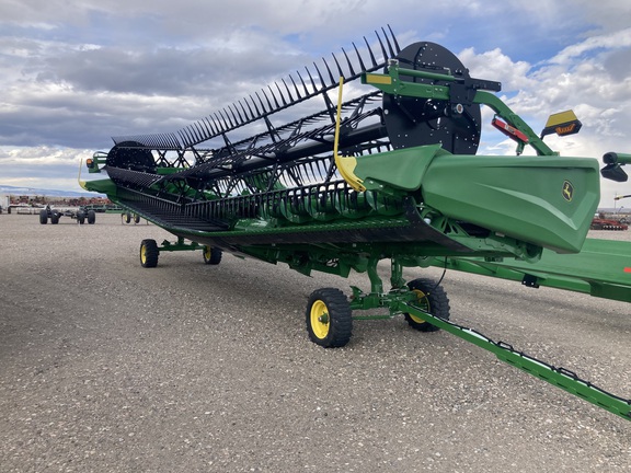 2023 John Deere HD35R Header Combine