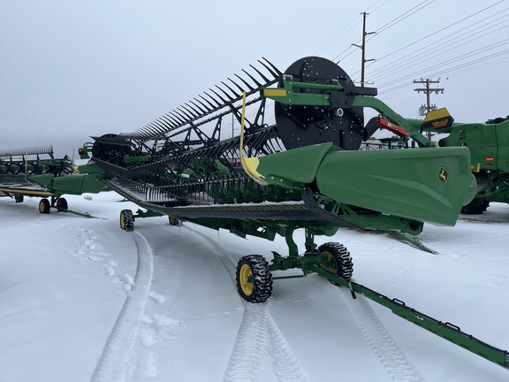 2023 John Deere HD35R Header Combine