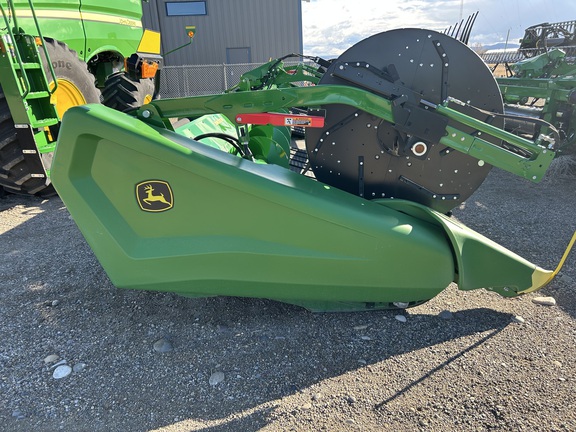 2023 John Deere HD35R Header Combine