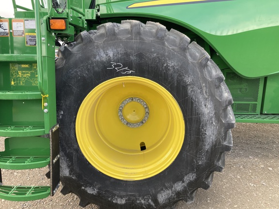 2023 John Deere S780 Combine