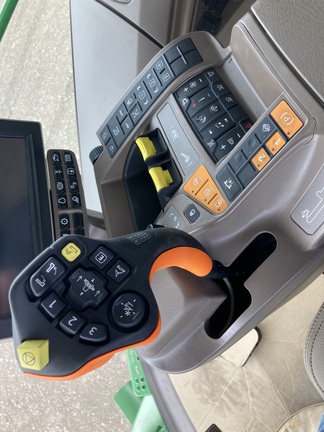 2023 John Deere S780 Combine