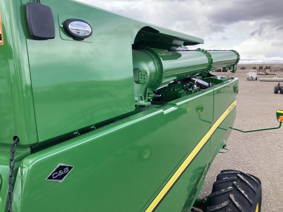 2023 John Deere S780 Combine