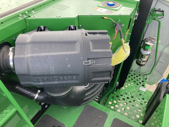 2023 John Deere S780 Combine