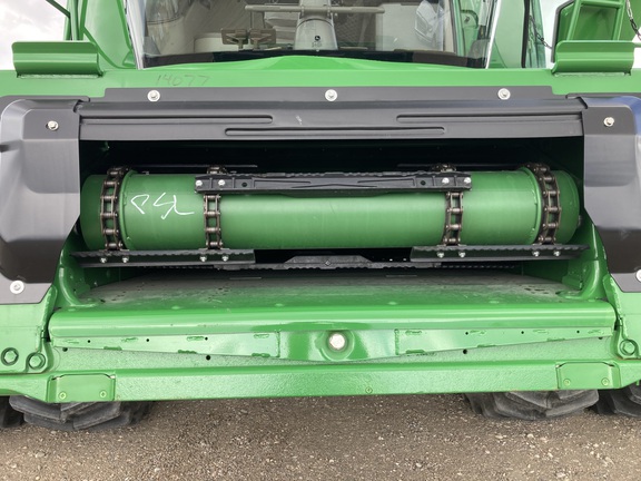 2023 John Deere S780 Combine