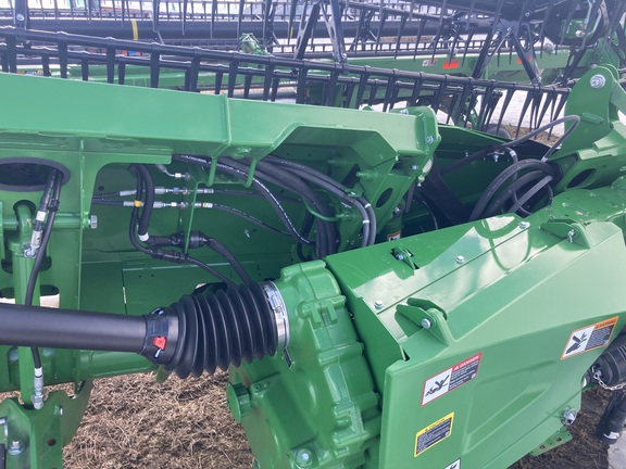 2023 John Deere HD35R Header Combine